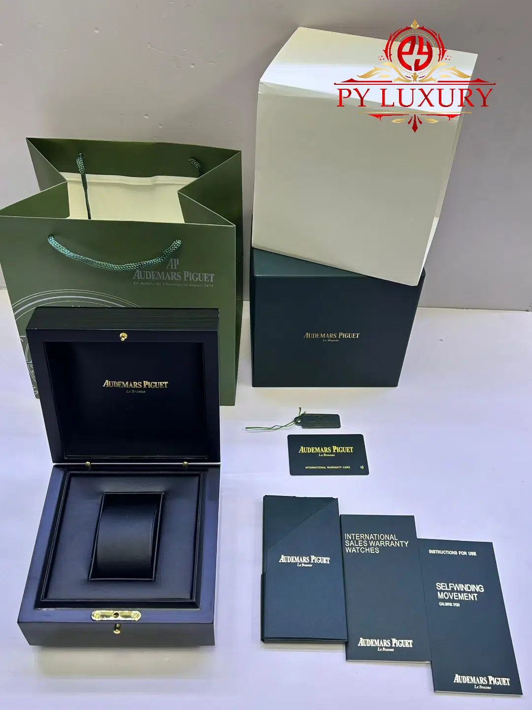 Audemars Piguet Box and Papers Replica | WATCHREPLICAEXPERT