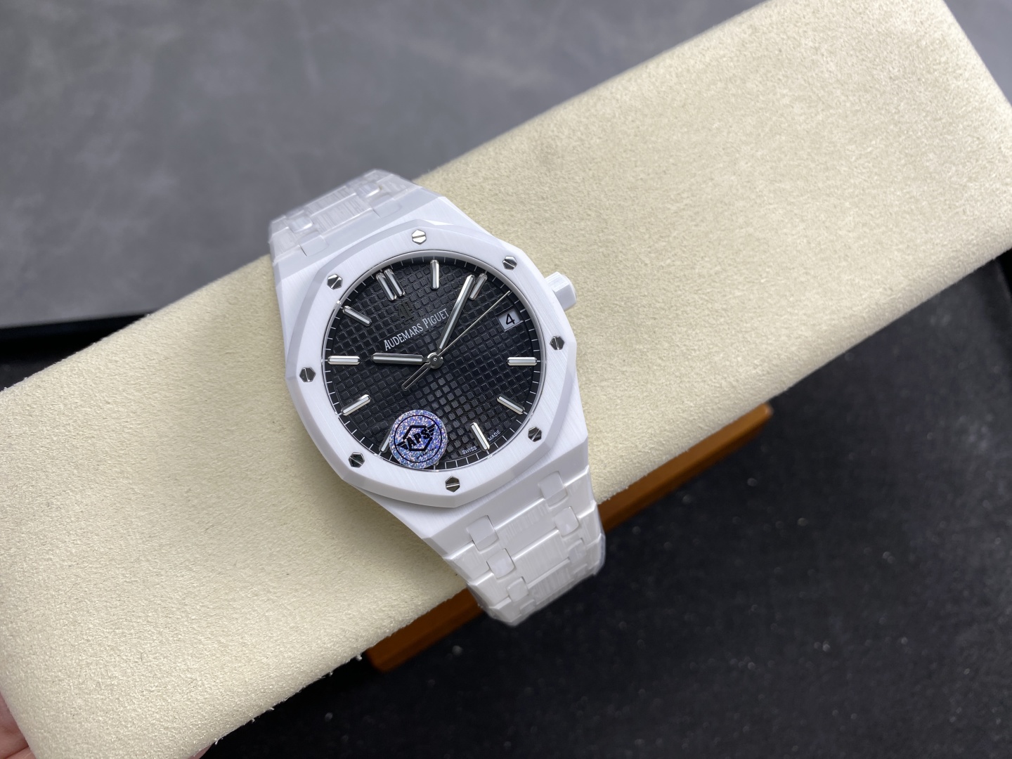 Audemars Piguet Royal Oak 15500 White Ceramic Black Dial 1:1 Super Clone APSF 41mm | WATCHREPLICAEXPERT