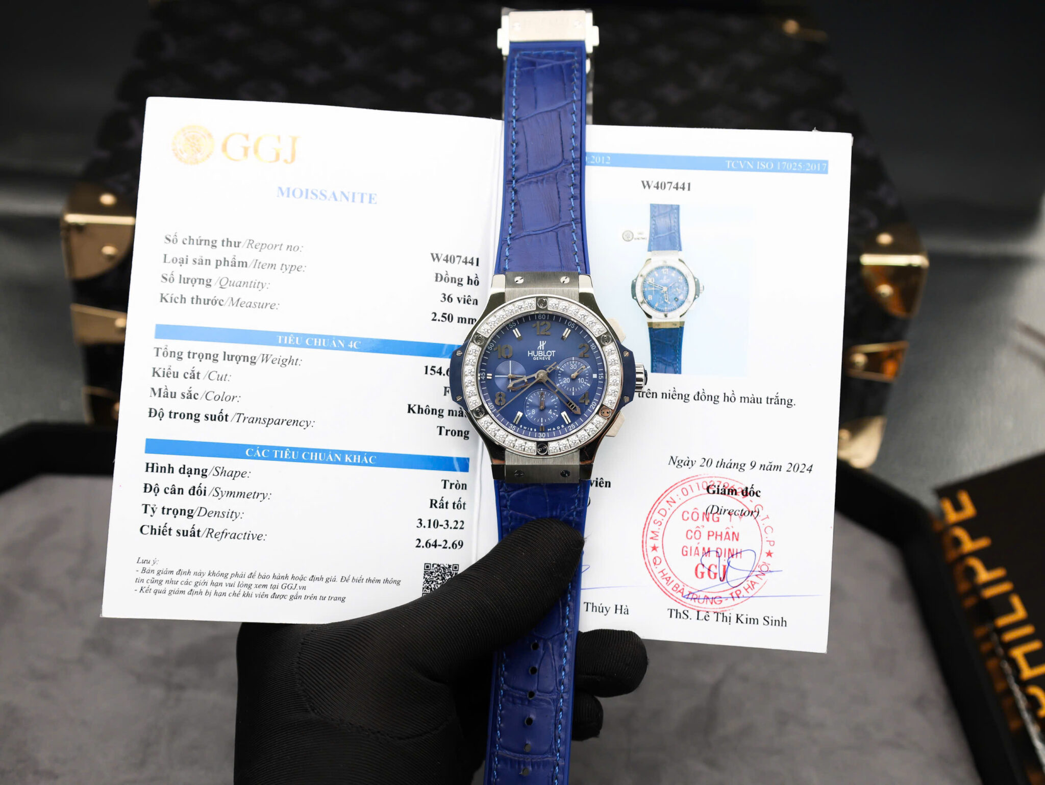 Đồng Hồ Hublot Big Bang Chronograph Vỏ Thép Mặt Xanh Dương Viền Đá Moissanite Replica 41mm | WATCHREPLICAEXPERT