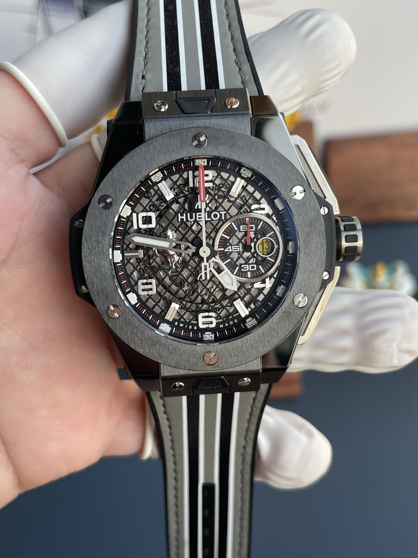 Đồng Hồ Hublot Big Bang Ferrari 401.FX.1123.VR Vỏ Gốm Màu Xám Replica 1:1 HBBF 45mm | WATCHREPLICAEXPERT