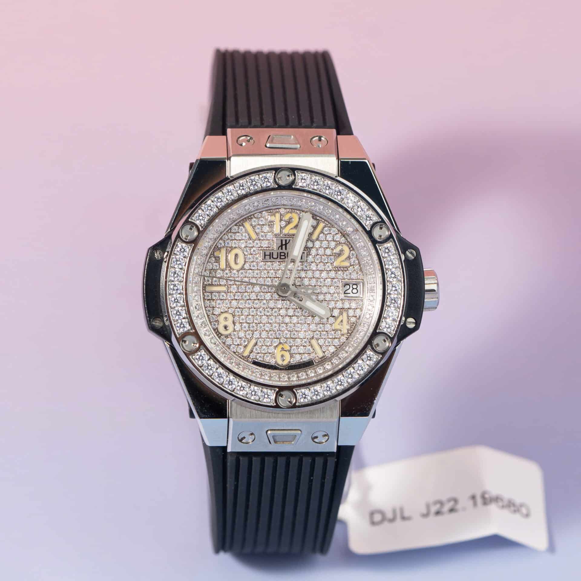 Đồng Hồ Hublot Big Bang One Click Màu Đen Độ Mặt Số và Viền Moissanite 39mm | WATCHREPLICAEXPERT