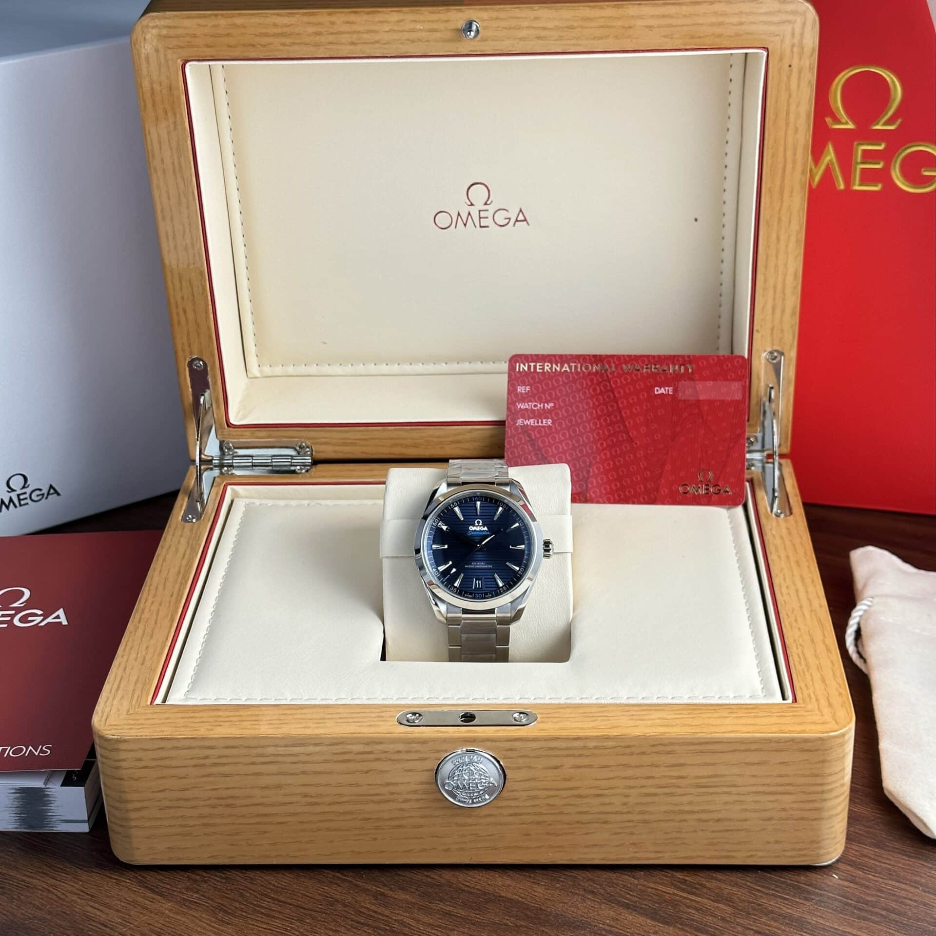 Đồng Hồ Omega Seamaster Aqua Terra Co-Axial Master Chronometer 220.10.41.21.03.004 Mặt Xanh Lam Rep 1:1 41mm | WATCHREPLICAEXPERT