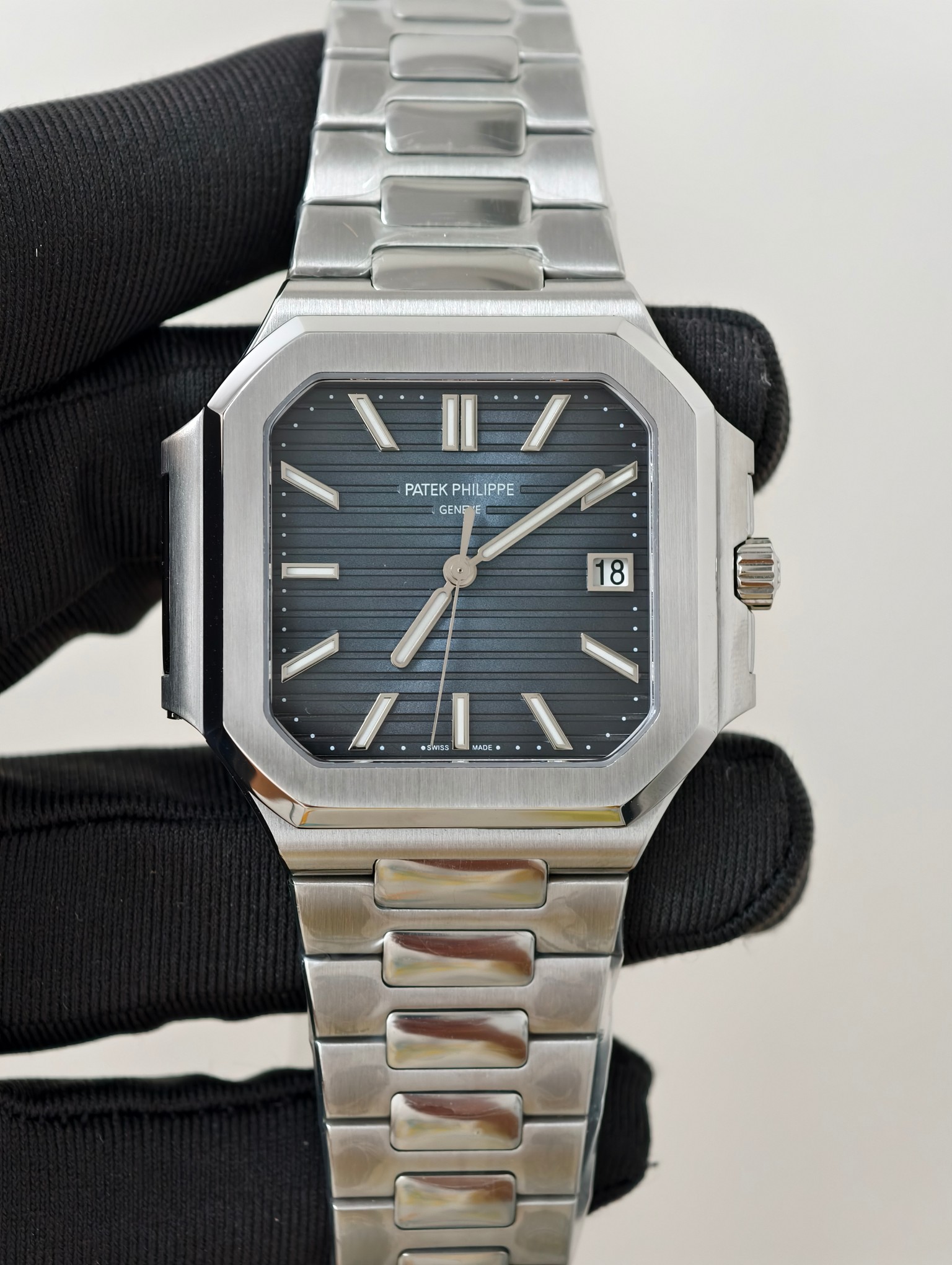 Đồng Hồ Patek Philippe Cubitus 7128/1G-001 Mặt Xanh Dương Replica 1:1 PPF 45mm | WATCHREPLICAEXPERT
