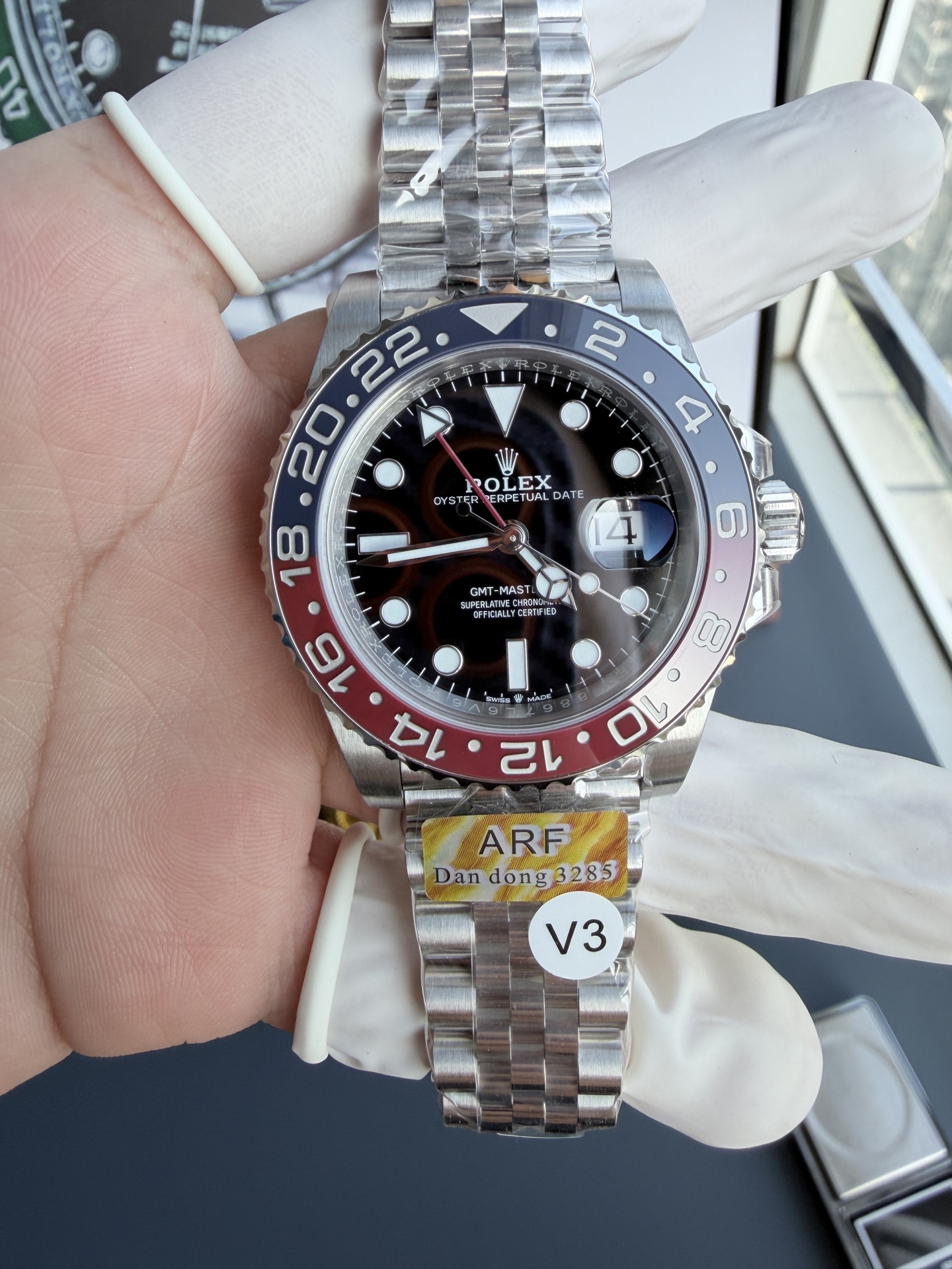 Đồng hồ Rolex GMT-Master II 126710BLRO Pepsi Dây Jubilee Replica 1:1 V3 ARF 40mm | WATCHREPLICAEXPERT