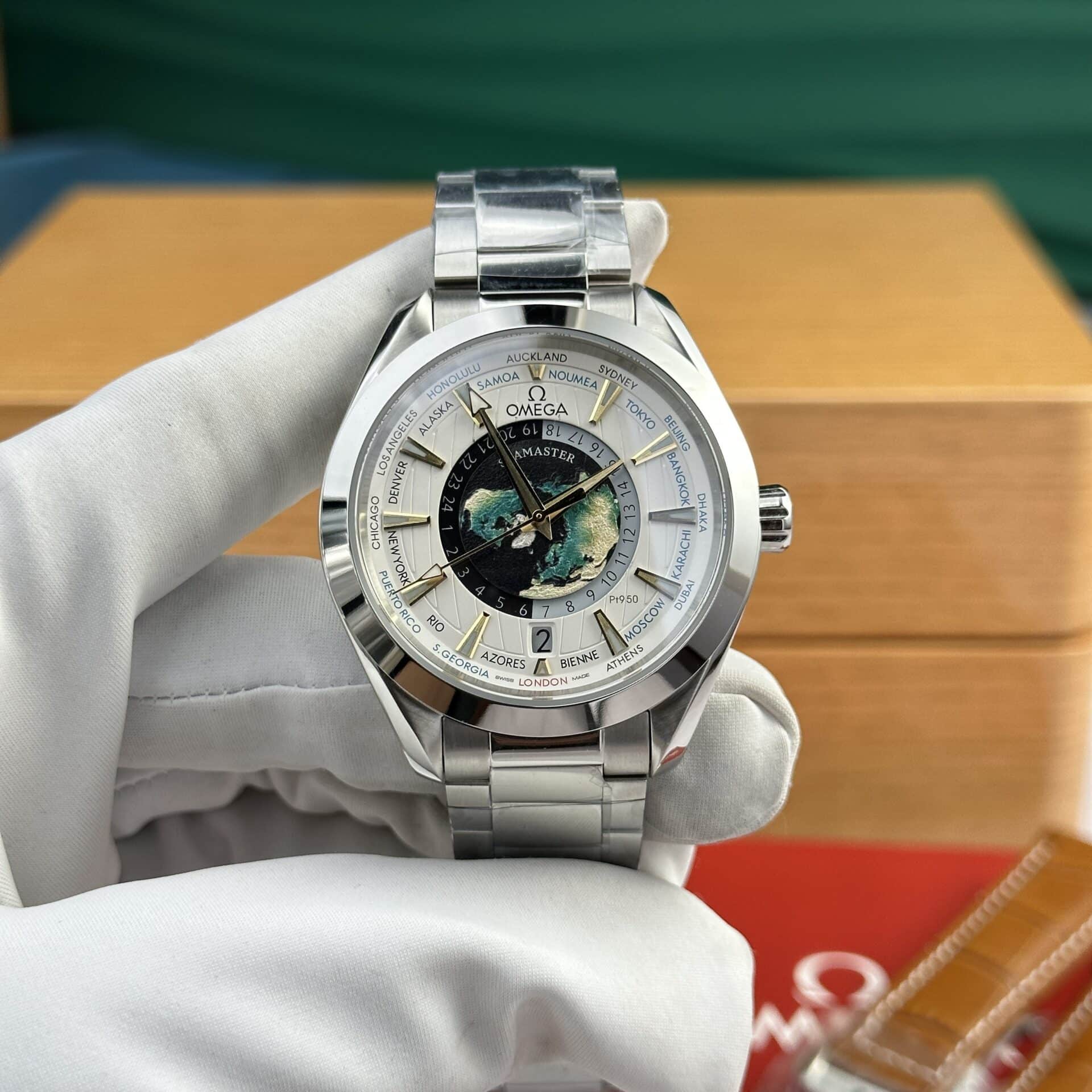 Omega Aqua Terra Worldtimer GMT White Dial Best Replica VSF 43mm | WATCHREPLICAEXPERT