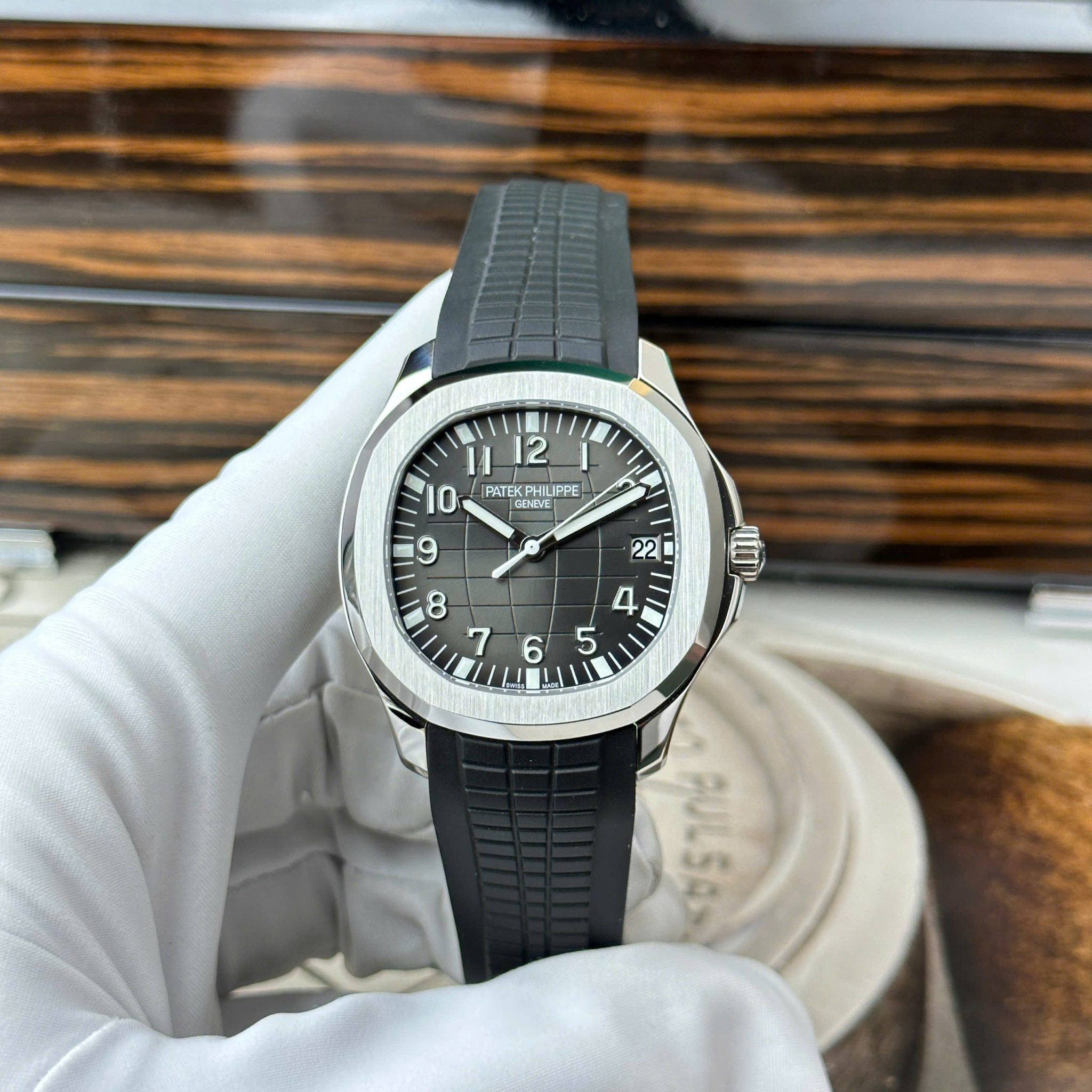 Patek Philippe Aquanaut 5167A-001 Black Dial Modified Max Options Super Clone Best Replica 40.8mm | WATCHREPLICAEXPERT
