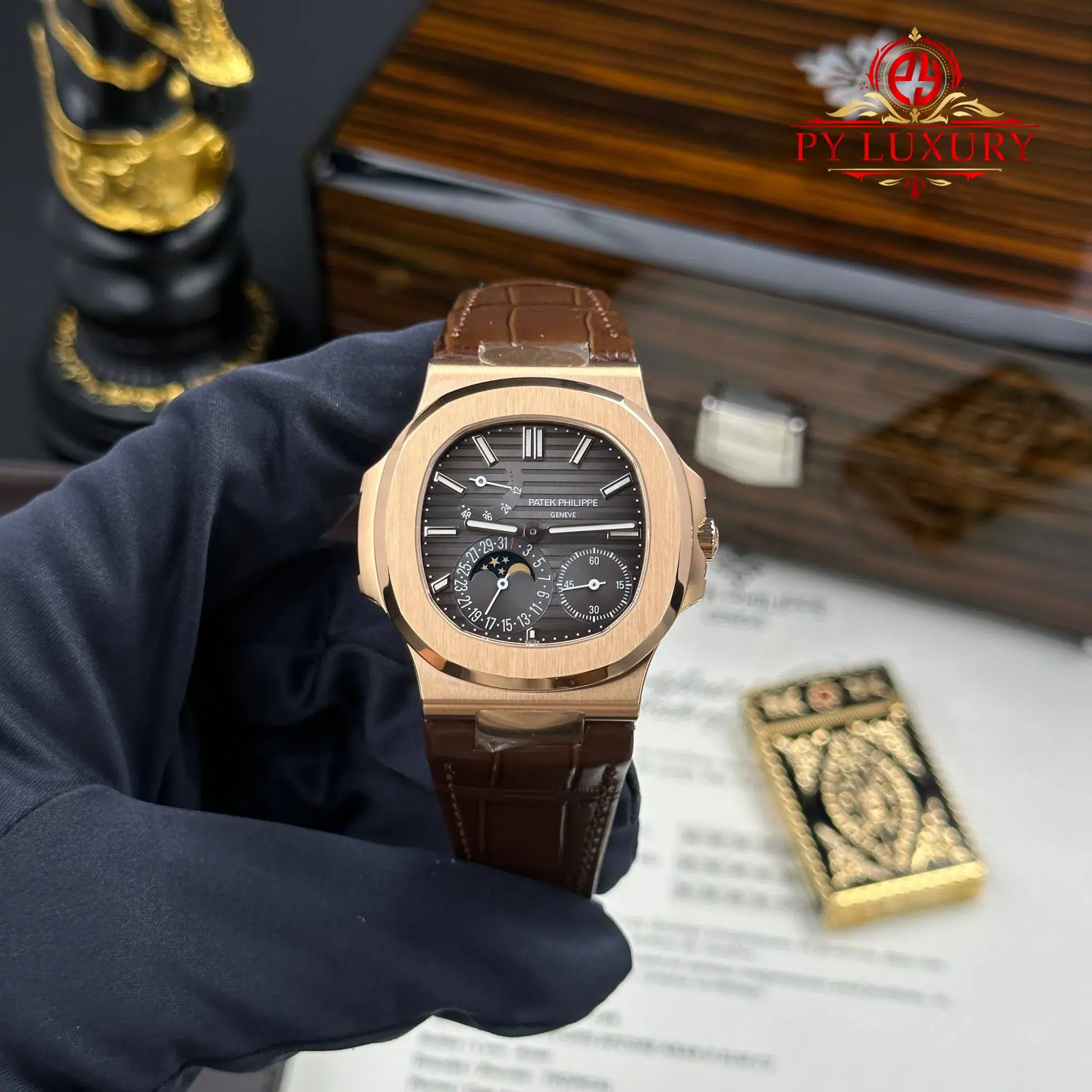 Patek Philippe Nautilus 5712R Rose Gold Grey Dial Leather Strap Best Replica PPF V3 40mm | WATCHREPLICAEXPERT