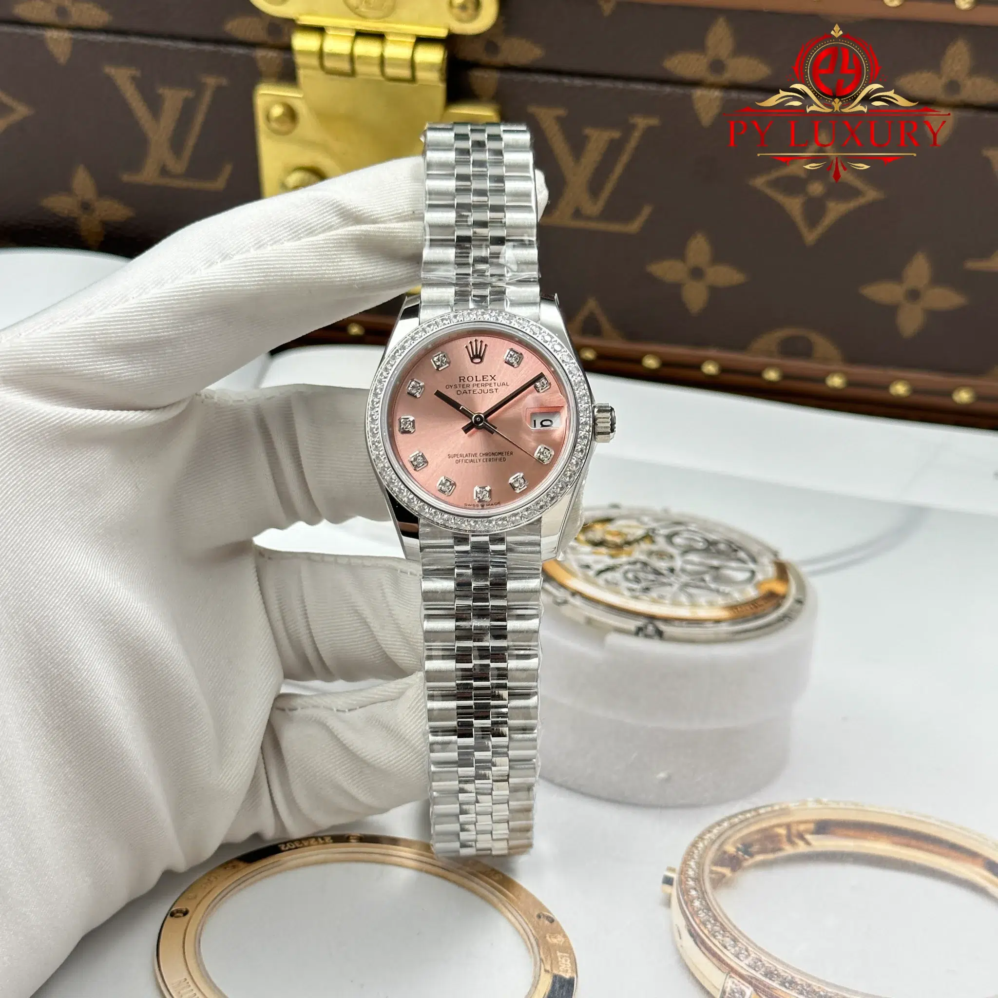 Rolex Datejust Pink Dial Stone-Set Bezel Jubilee Best Replica 31mm | WATCHREPLICAEXPERT