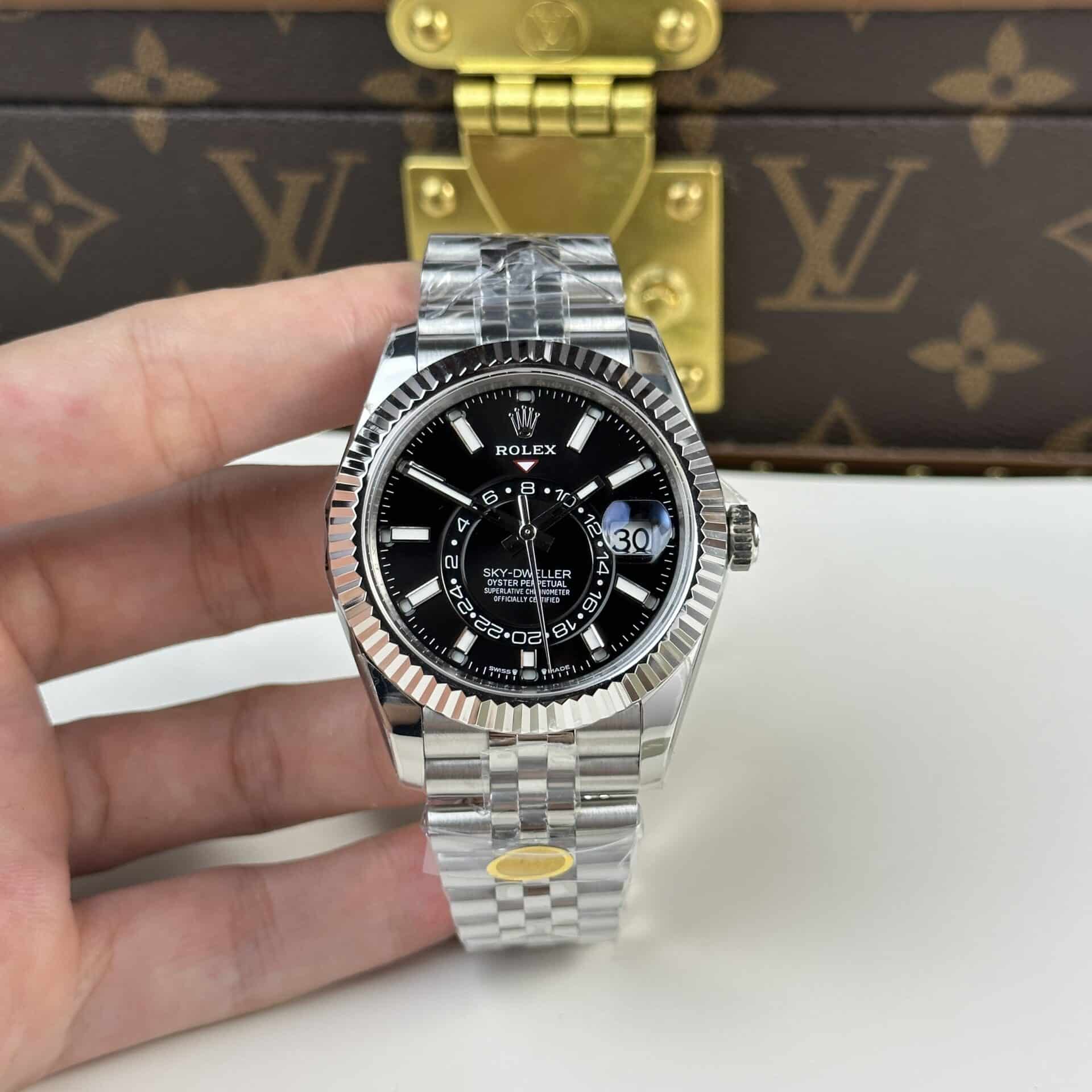 Rolex Sky-Dweller 326934 Black Dial Jubilee Bracelet Top Quality Replica 42mm | WATCHREPLICAEXPERT